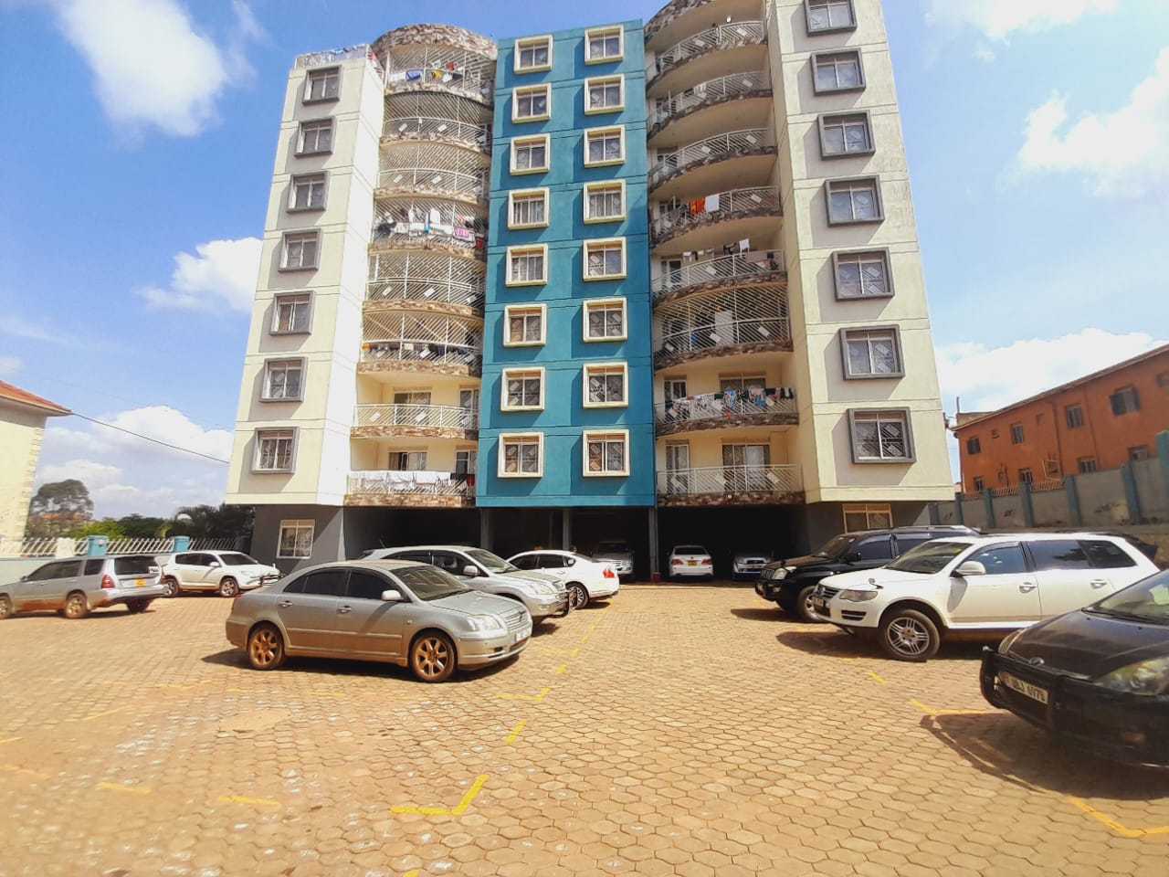 Peacock Residences WPS421