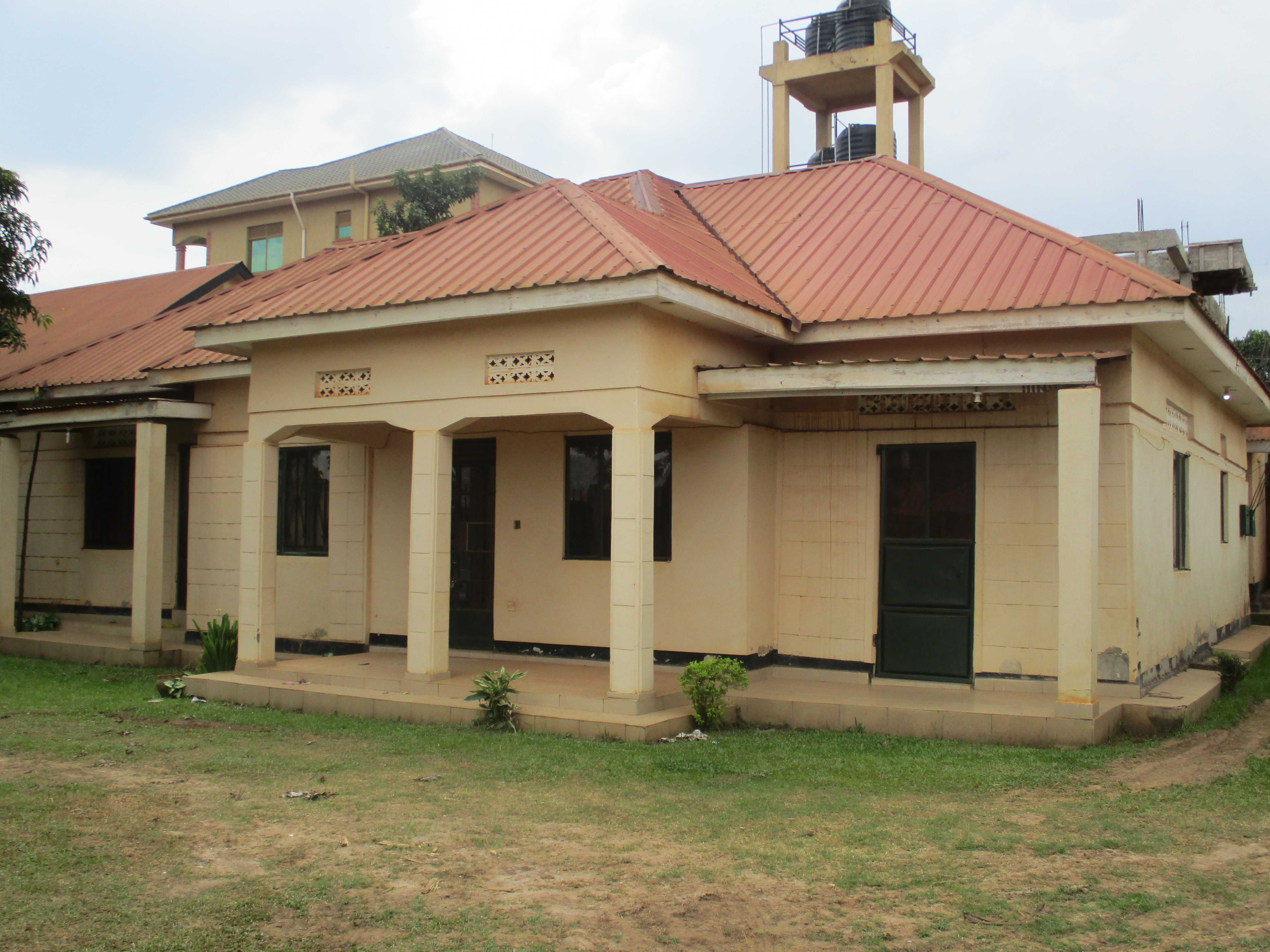 Kajjansi estate-WPS37